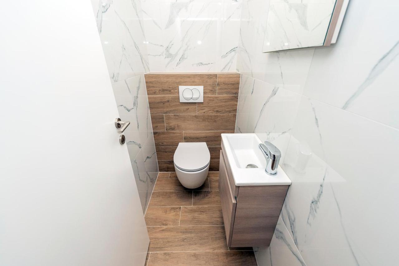 Villa Eni Apartments 2 Mandre Dış mekan fotoğraf