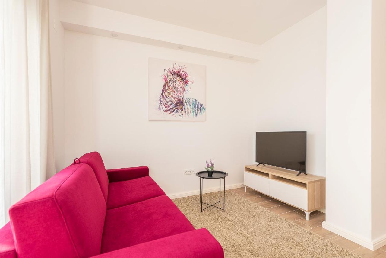 Villa Eni Apartments 2 Mandre Dış mekan fotoğraf