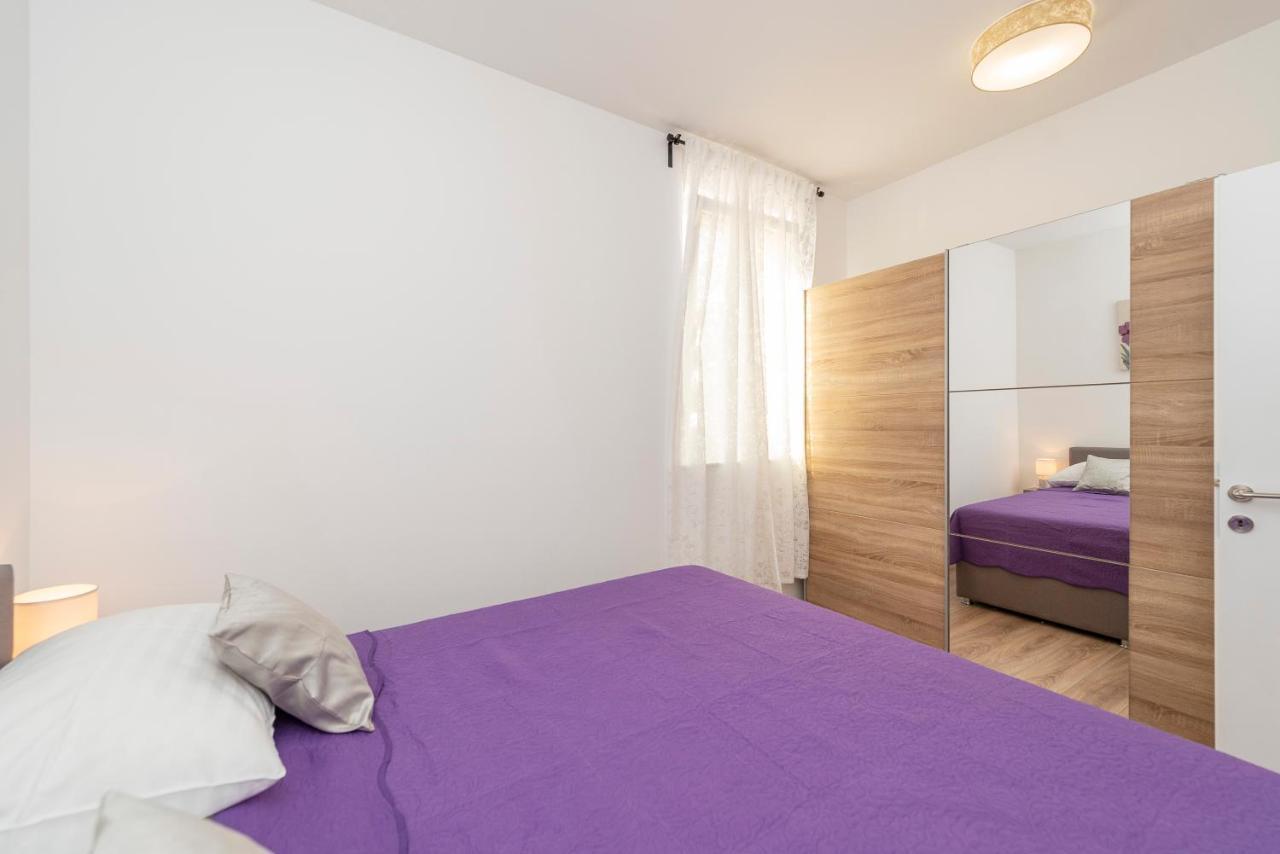 Villa Eni Apartments 2 Mandre Dış mekan fotoğraf