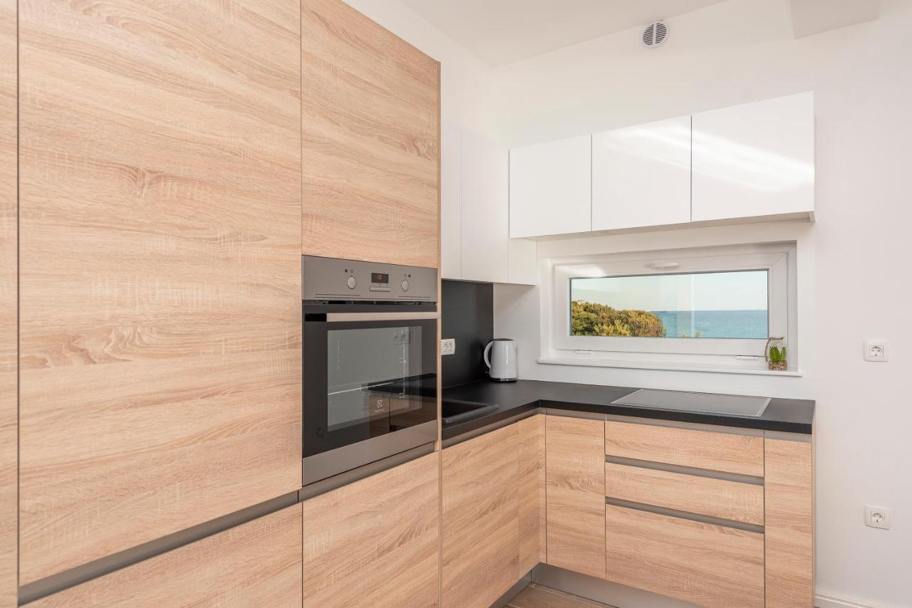 Villa Eni Apartments 2 Mandre Dış mekan fotoğraf